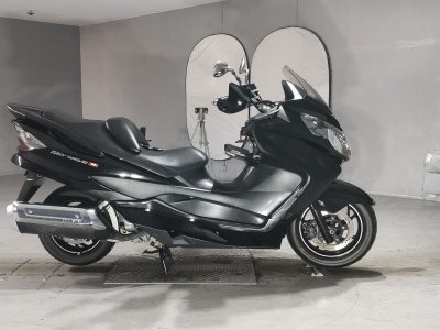 Suzuki SKYWAVE 250M