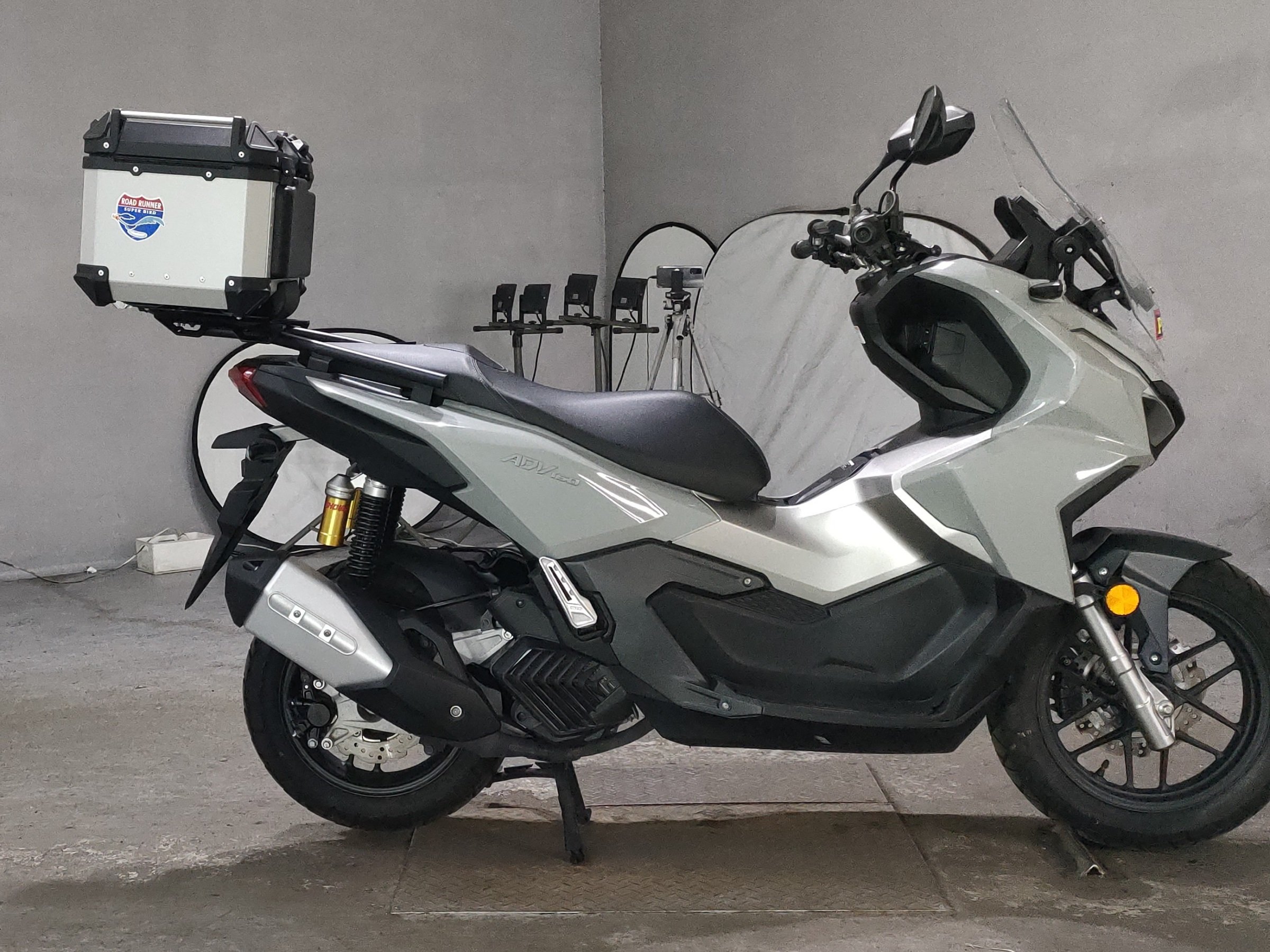 Honda ADV 160