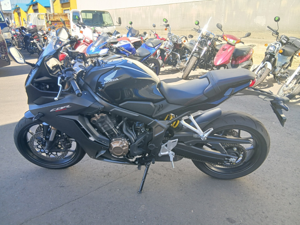 Honda CBR650R — фото 2