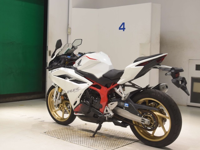 Honda CBR250RR — фото 6