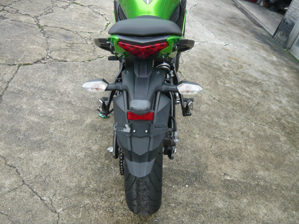 Kawasaki NINJA400 — фото 10