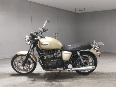 Triumph BONNEVILLE — фото 2