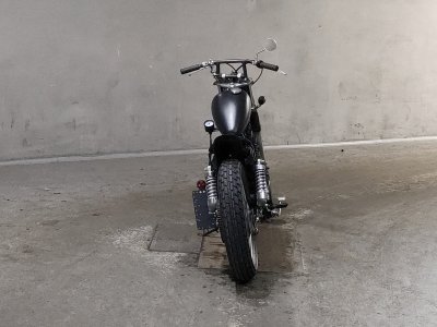 Yamaha SR400 — фото 4