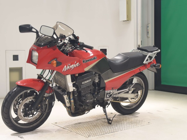 Kawasaki GPZ900R — фото 4