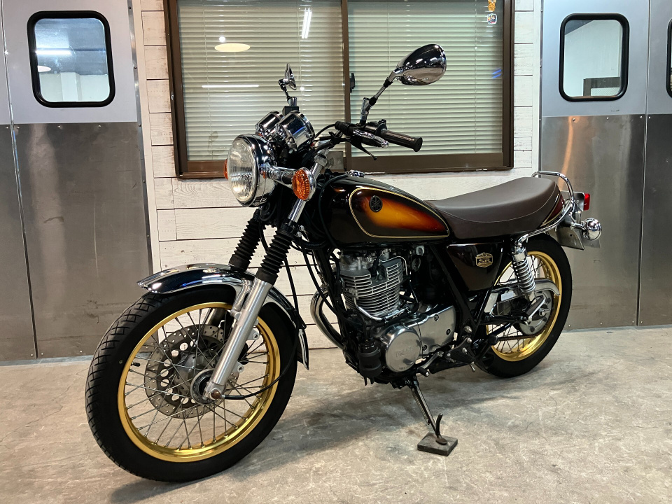 Yamaha SR400 — фото 8