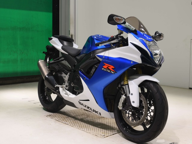 Suzuki GSX-R750 — фото 3