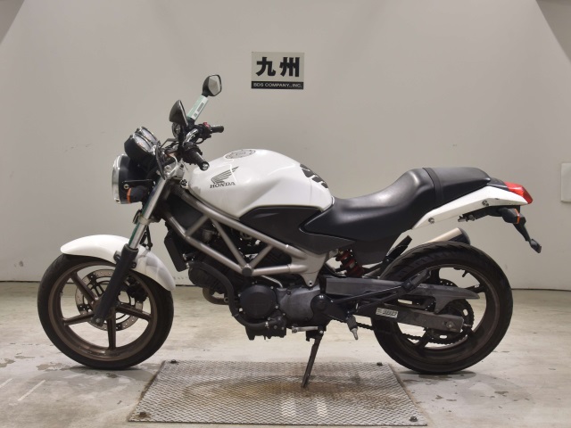 Honda VTR250 — фото 2