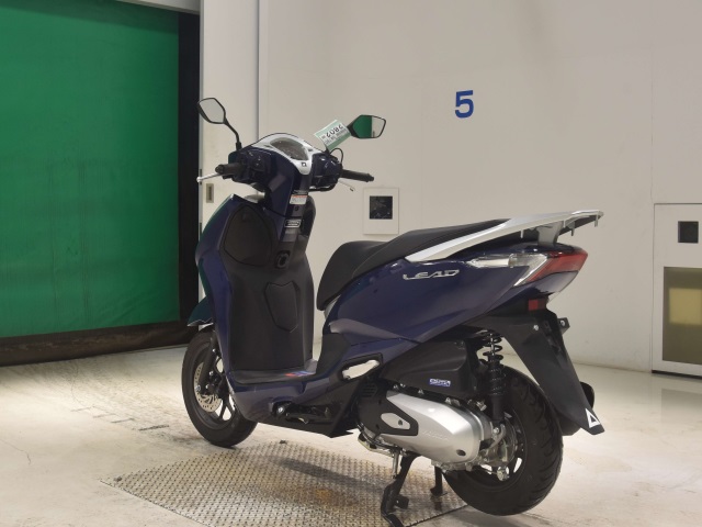 Honda LEAD125 — фото 6
