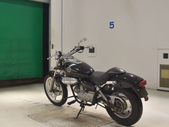Honda MAGNA50 — фото 6