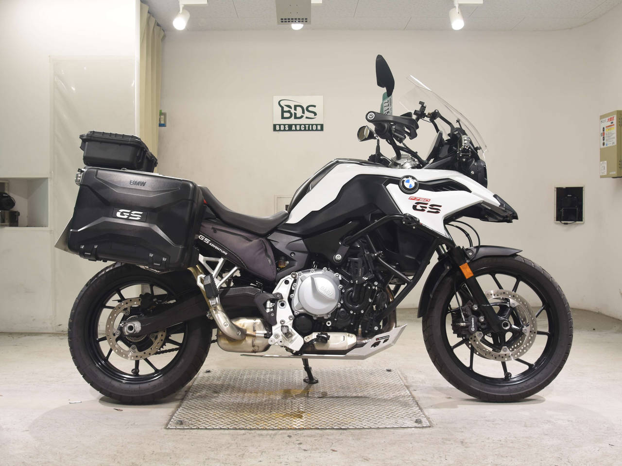 BMW F750GS