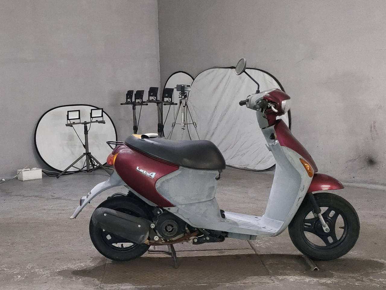 Suzuki LETS4