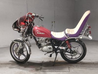 Suzuki GN125 — фото 2