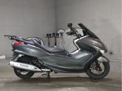 Yamaha MAJESTY250