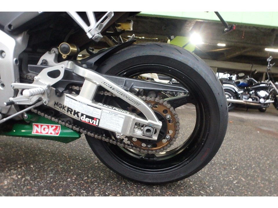 Honda CBR600RR — фото 12