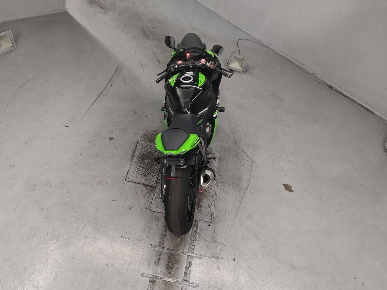 5073] Kawasaki NINJA ZX-10R - JKAZXT00SSA010077