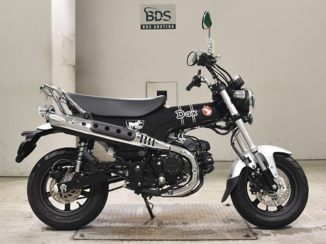 Honda DAX125