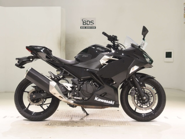 Kawasaki NINJA400