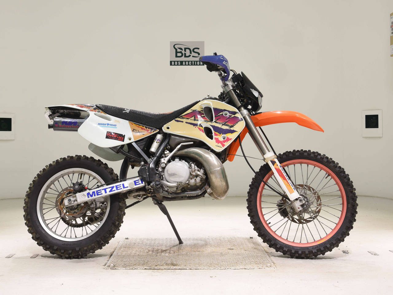 KTM 250 EXC, right