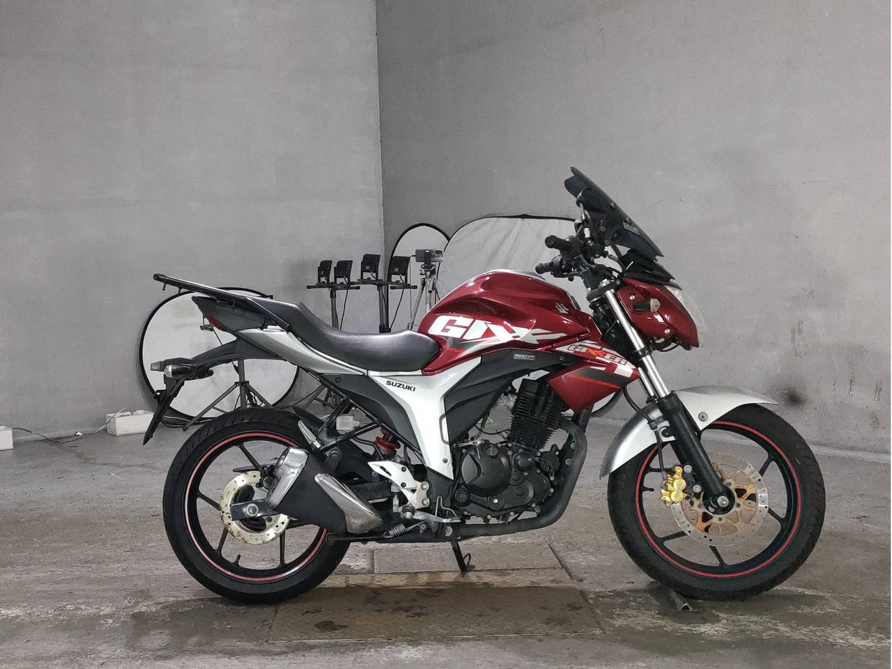 Suzuki GIXXER 150