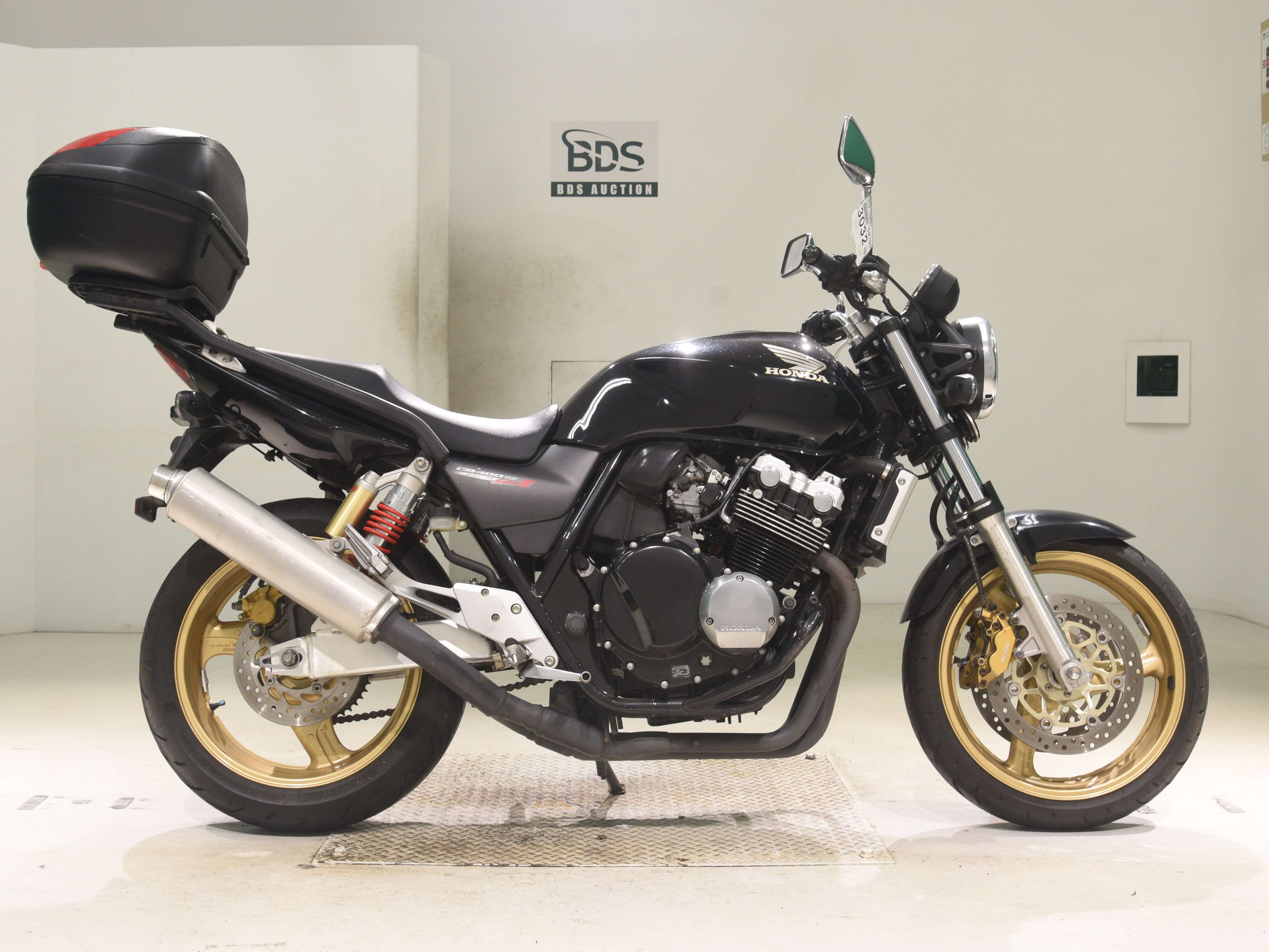 Honda CB400SFV
