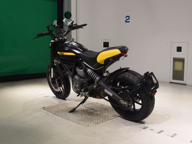 Ducati SCRAMBLER 803 FULLTHROTTLE — фото 6