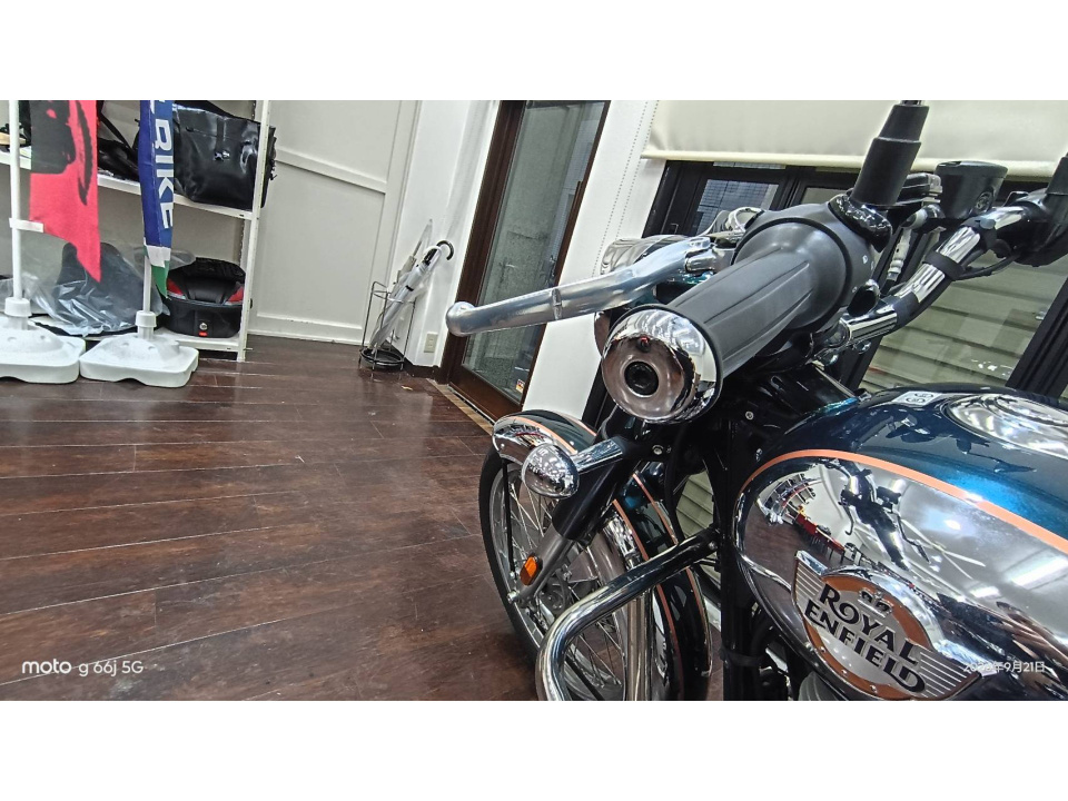 Royal Enfield ENFIELD CLASSIC 350 — фото 14
