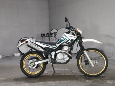 Yamaha SEROW XT250