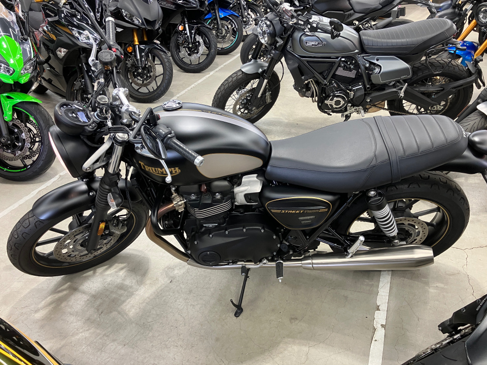 Triumph STREET TWIN — фото 2