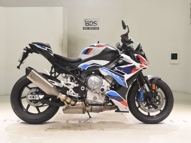 BMW M1000R