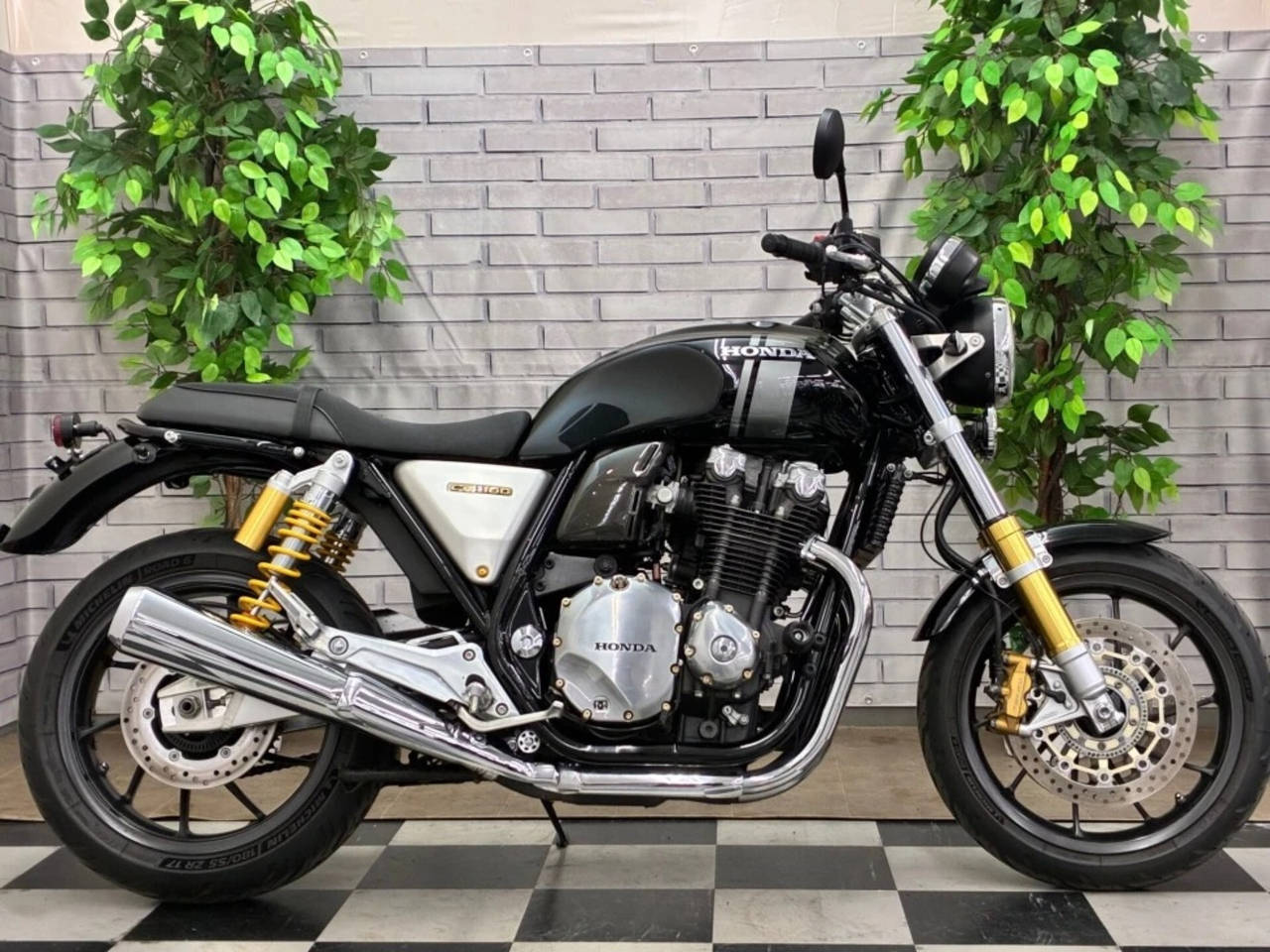 Honda CB1100RS