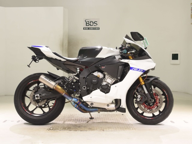 Yamaha YZF-R1