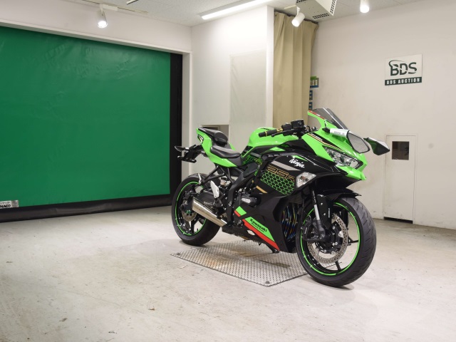 Kawasaki NINJA ZX-25R KRT — фото 3