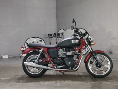 Triumph BONNEVILLE SE