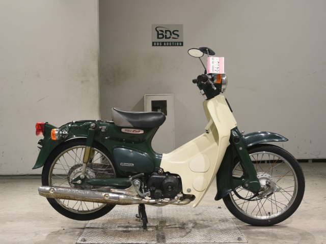 Honda C50