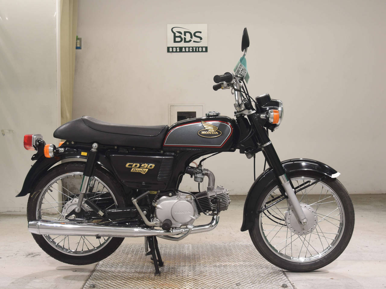 Honda CD90