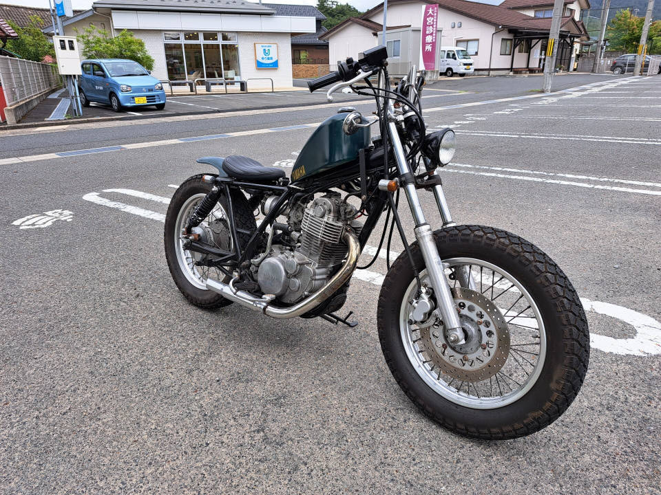 Yamaha SR400 — фото 4