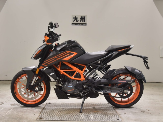 KTM 125 DUKE — фото 2