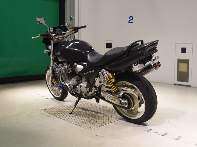 Yamaha XJR1300 — фото 6
