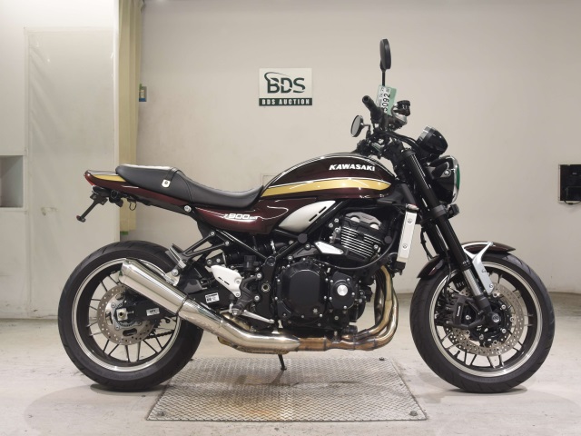 Kawasaki Z900RS