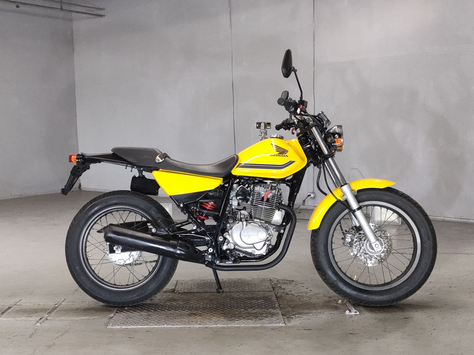 3135] Honda FTR223 - MC34-1220030