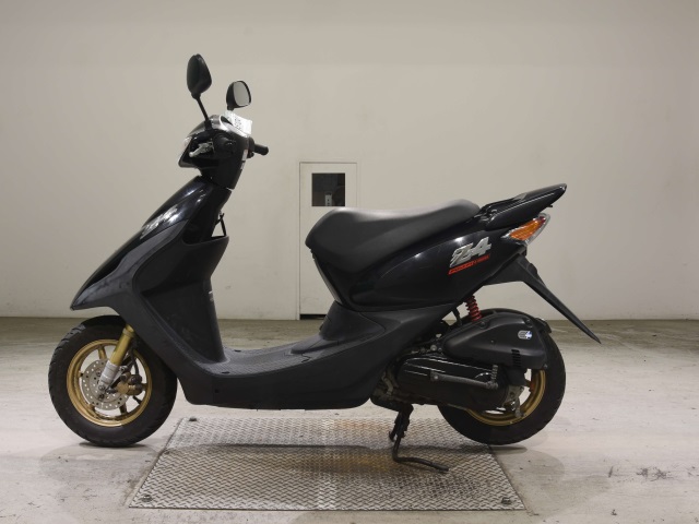 Honda DIO Z4 — фото 2