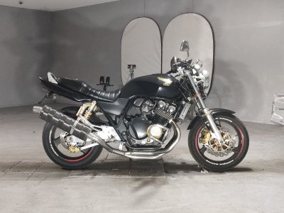 Honda CB400SFV