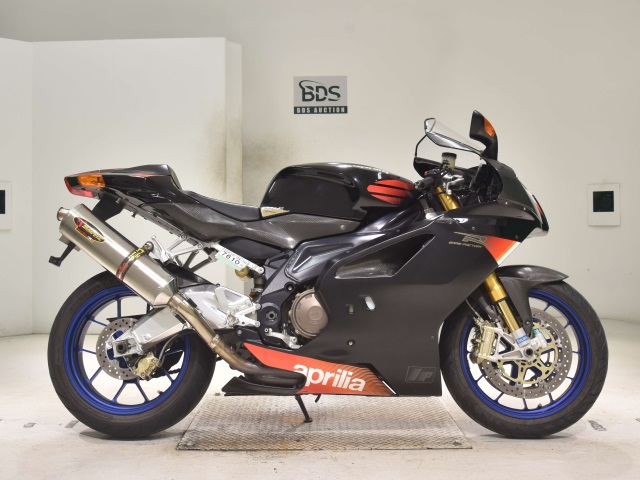 Aprilia RSV1000R