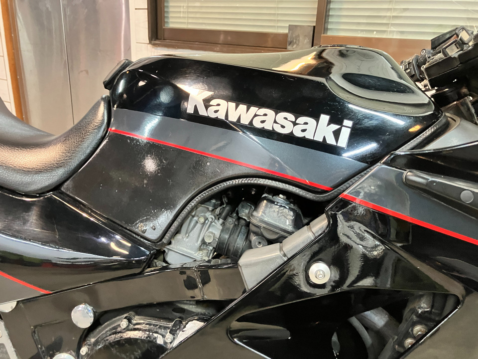 Kawasaki GPZ1000RX — фото 16