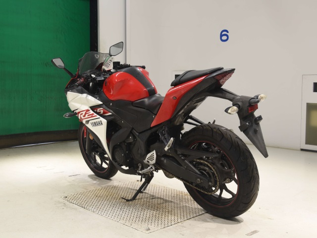 Yamaha YZF-R25 — фото 6