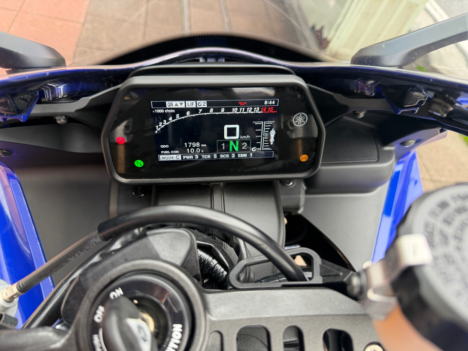 Yamaha YZF-R1 — фото 2