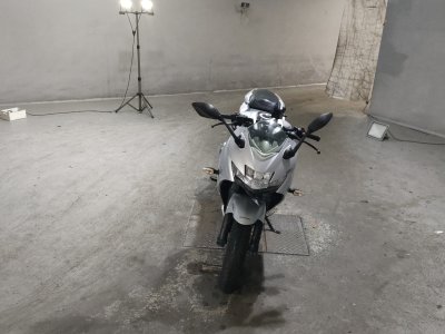 Suzuki GIXXER250SF — фото 3
