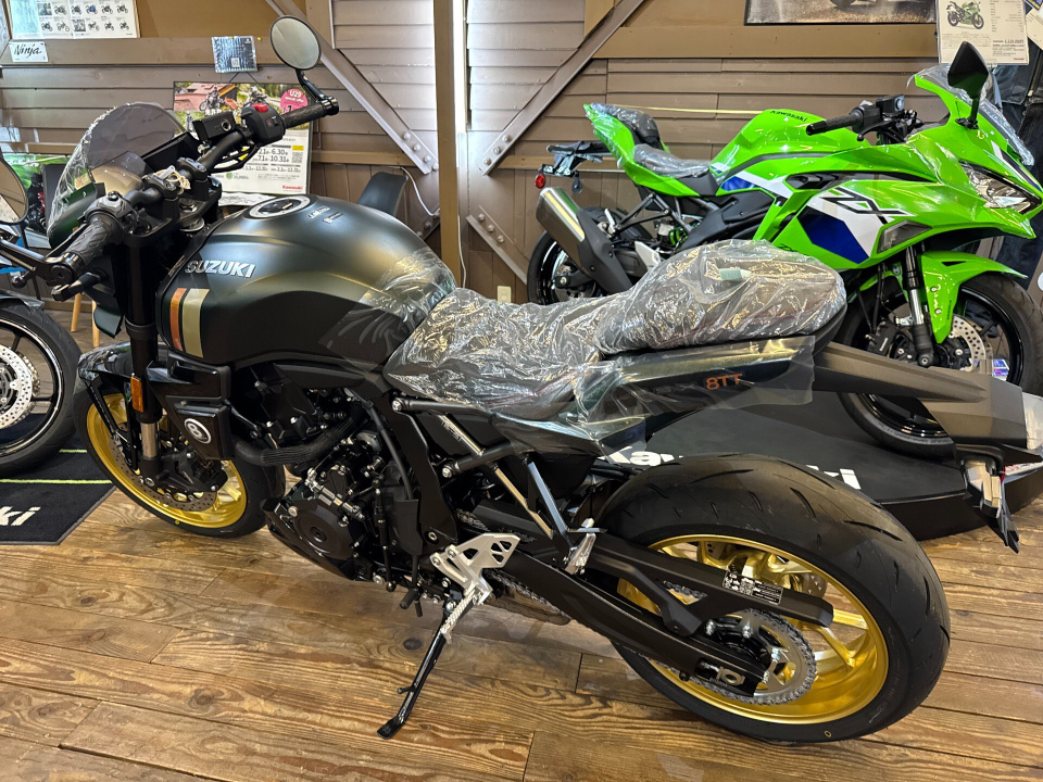 Suzuki GSX-8TT — фото 6