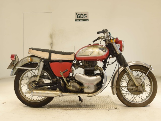 Kawasaki W1