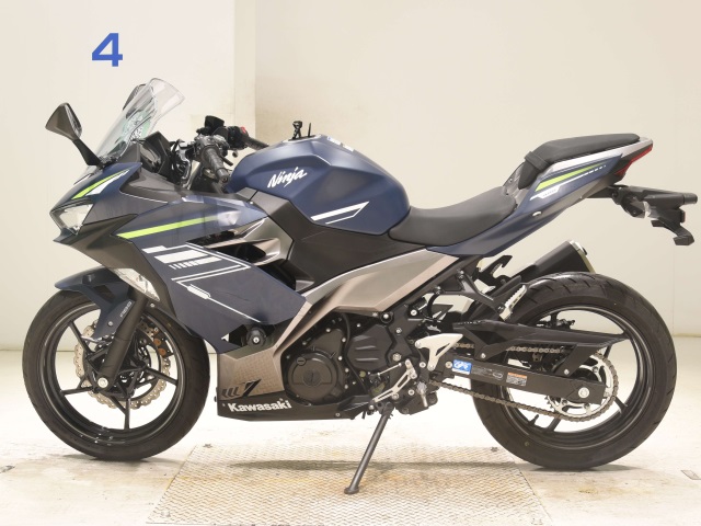 Kawasaki NINJA400 — фото 2